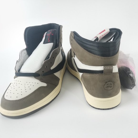 Jordan 1 Retro High Travis Scott main image 9